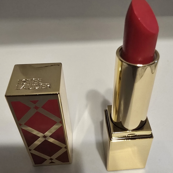 Estee Lauder Pure Color Envy #539 Sculpting Lipstick - Excite - Picture 1 of 3